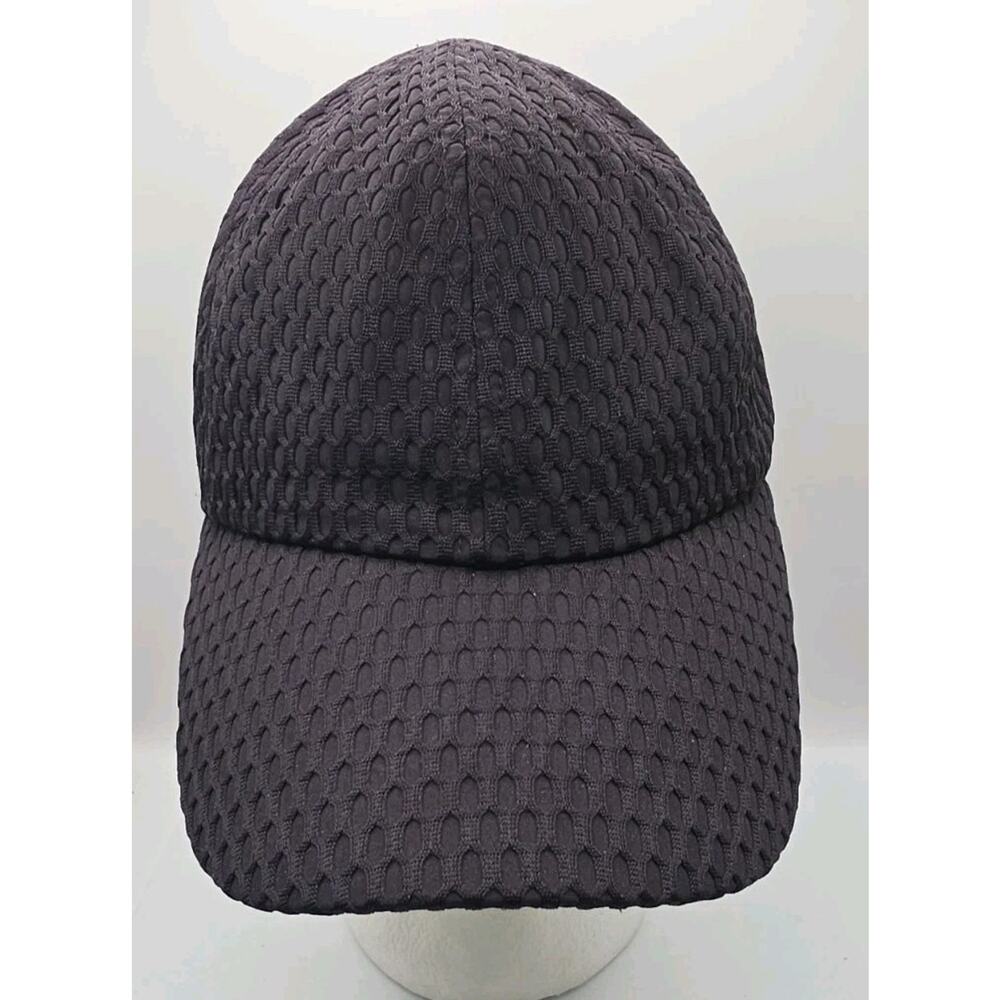 Hind Headwear Black Athletic‎ Strapback Cap OSFA Workout Hat